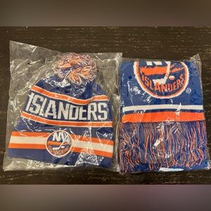 New York islanders knit hat and knit scarf
